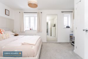 Bedroom- click for photo gallery